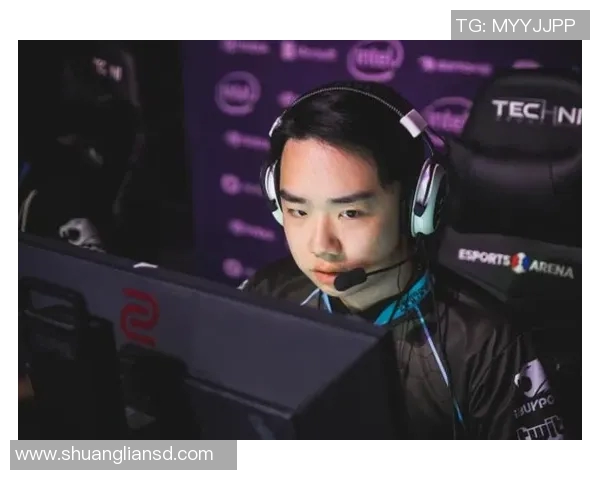 esports数据赵芳专访从新手到冠军的CSGO奋斗历程与心路历程分享